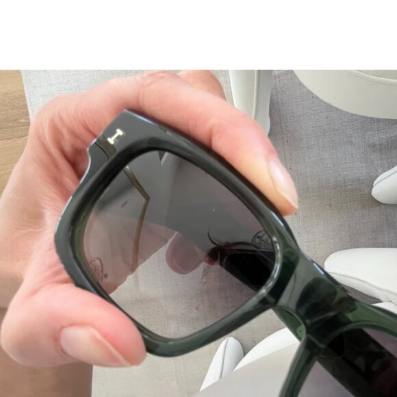 illesteva Vito Sunglasses - limited edition color (green) - Picture 5 of 6